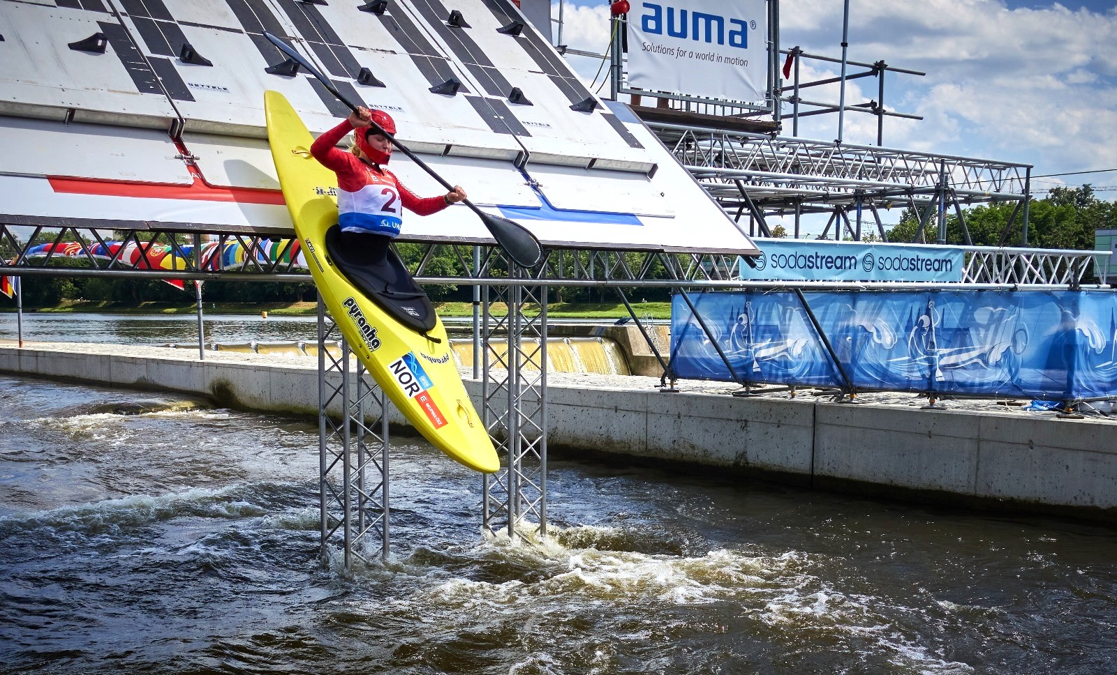 Iris i Kayak Cross